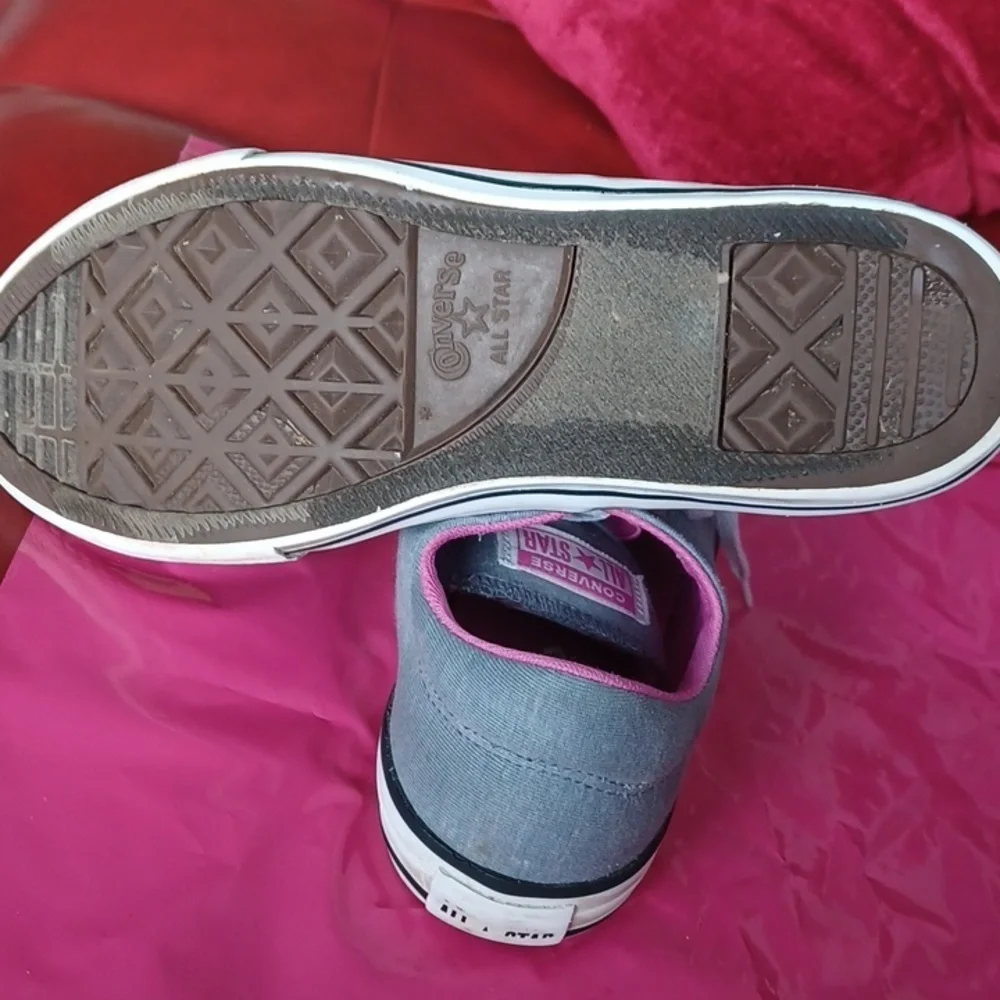 Converse All Stars Women's Size 7.5/Mens size 6 Gray And Pink - Picture 6 of 6